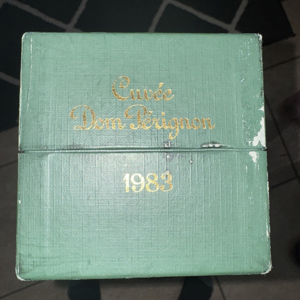 Vintage Cuvee Dom Perignon 1983 Empty Champagne‎ Box W/ Booklet - Picture 9 of 10